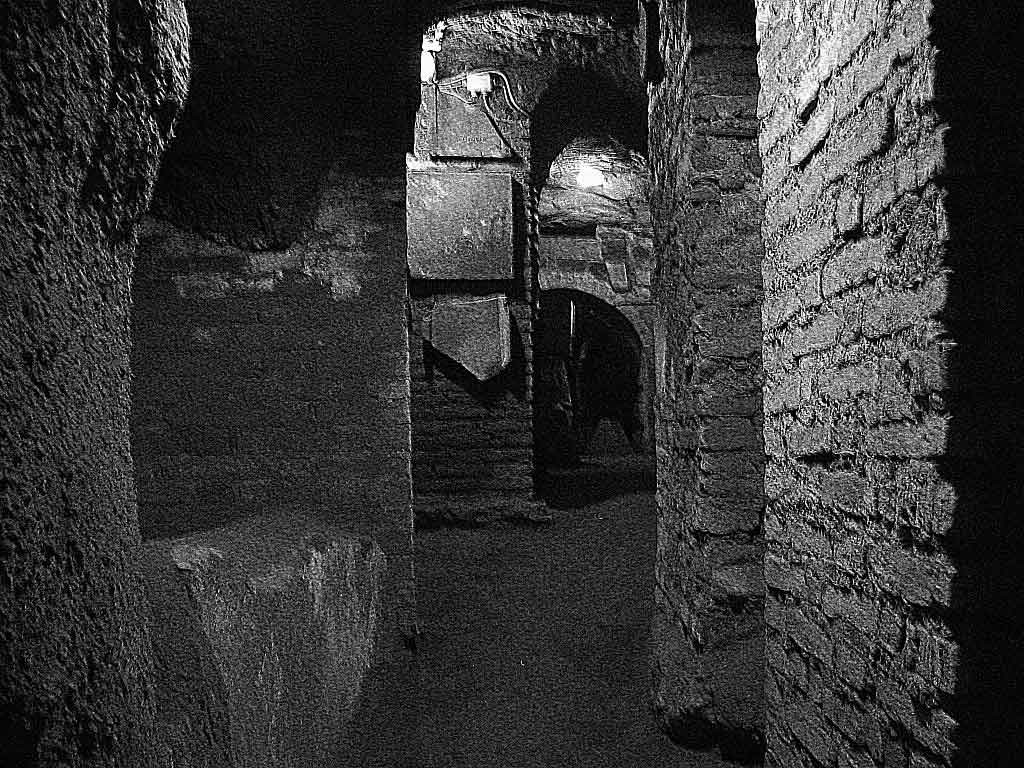 Катакомбы Рима подземелья Рима подземный Рим древний Рим архитектура древнего рима археологические находки древние постройки 