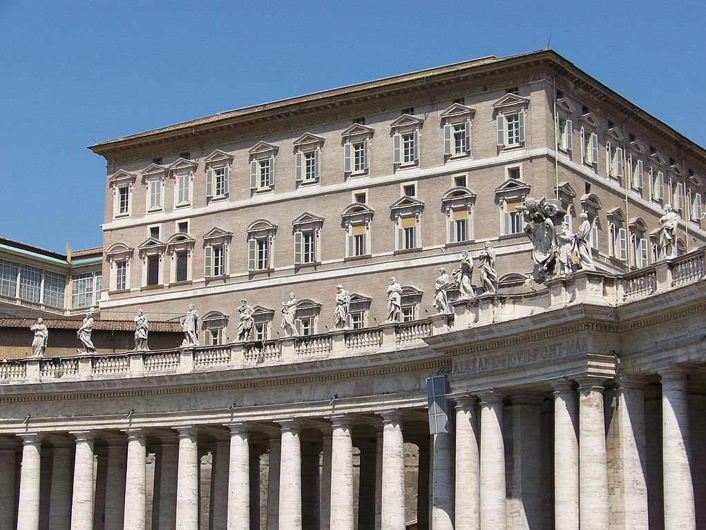 Апостольский дворец Ватикан фото